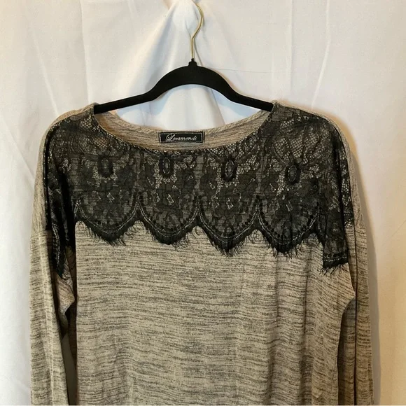 Loramendi Women’s Long Sleeve Heathered Oatmeal color with Black lace trim XL - Picture 12 of 16